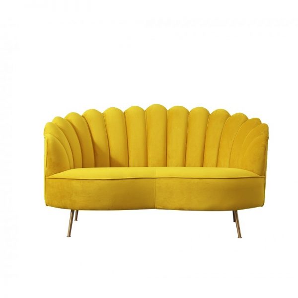 sofá diseño terciopelo amarillo patas doradas